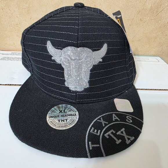 TNT Sports Texas Bull Pinstripe Fitted Hat XL Black Flat Brim NWT - Picture 2 of 9